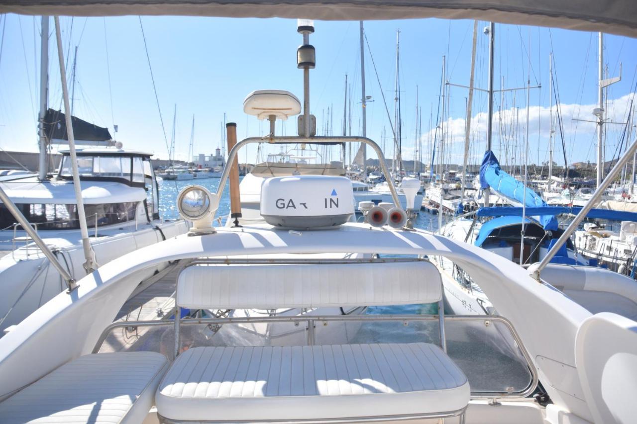 Luxury Yacht Kamikara Hotel San Miguel de Abona Exterior photo